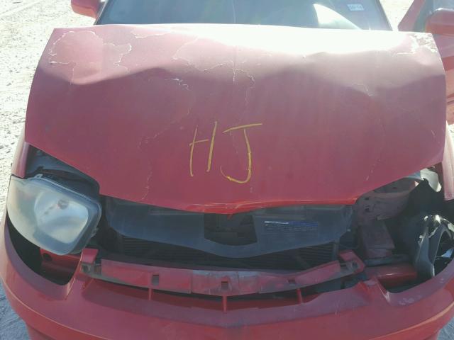 1G1JH52F647233253 - 2004 CHEVROLET CAVALIER L RED photo 7