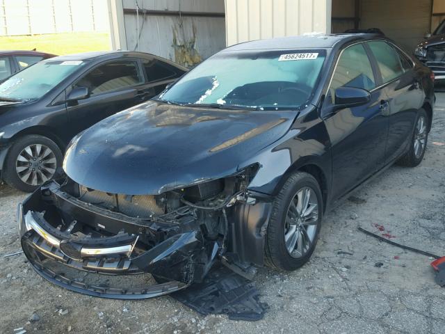 4T1BF1FK3FU038583 - 2015 TOYOTA CAMRY LE BLACK photo 2