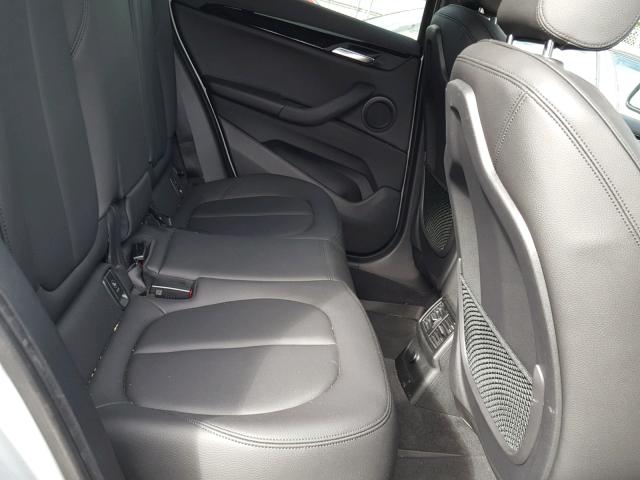 WBXHT3C3XJ5K27480 - 2018 BMW X1 XDRIVE2 Silber Foto 6