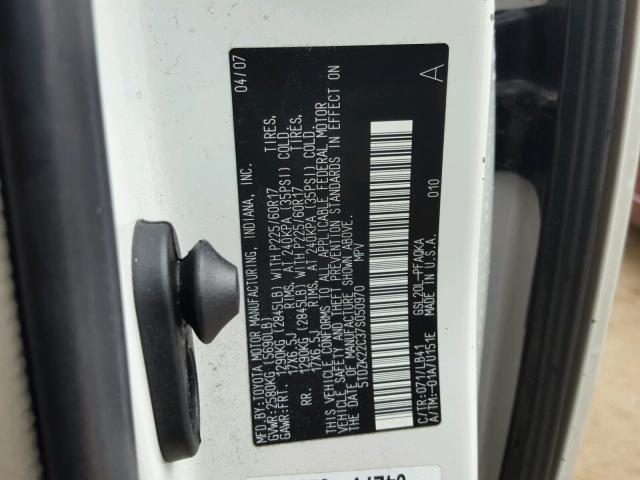 5TDZK22C37S050970 - 2007 TOYOTA SIENNA XLE WHITE photo 10