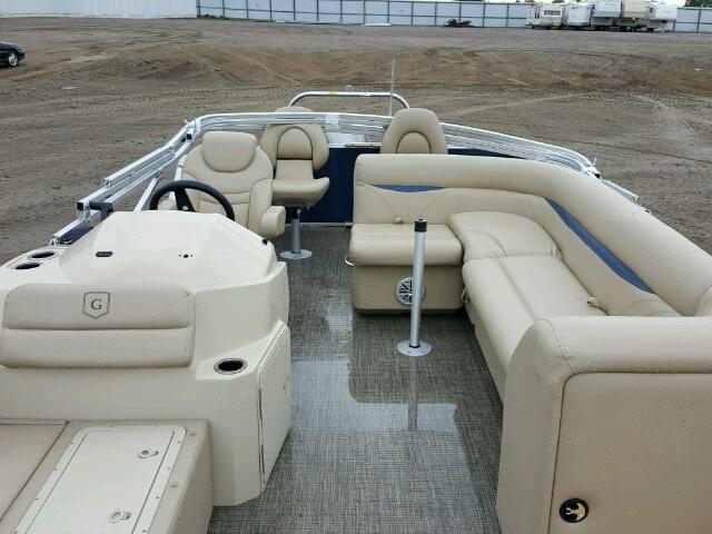 GDY45956B818 - 2018 SWEE SW2286FC BLUE photo 6