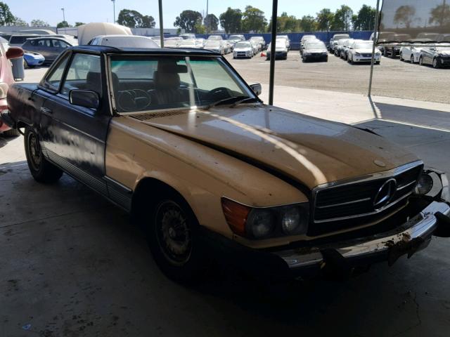 WDBBA45A3CB010012 - 1982 MERCEDES-BENZ 380 SL GOLD photo 1