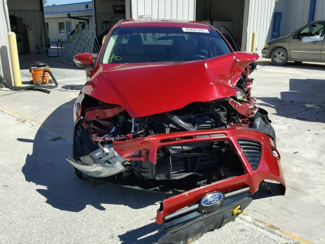 1FAHP3H20CL462685 - 2012 FORD FOCUS SEL RED photo 9