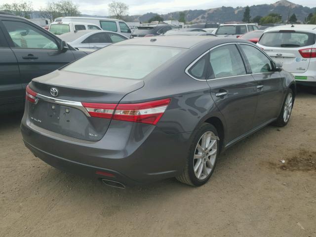 4T1BK1EBXDU028319 - 2013 TOYOTA AVALON BAS GRAY photo 4