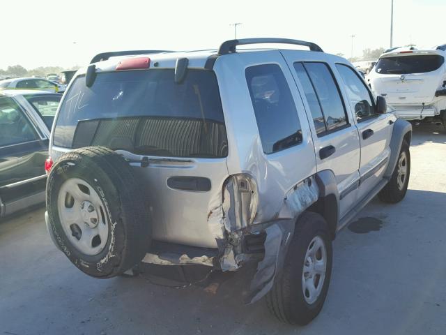 1J4FK48155W502879 - 2005 JEEP LIBERTY SILVER photo 4