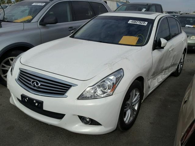 JN1CV6AP2FM503191 - 2015 INFINITI Q40 WHITE photo 2