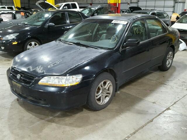 1HGCG5657WA039875 - 1998 HONDA ACCORD EX BLACK photo 2