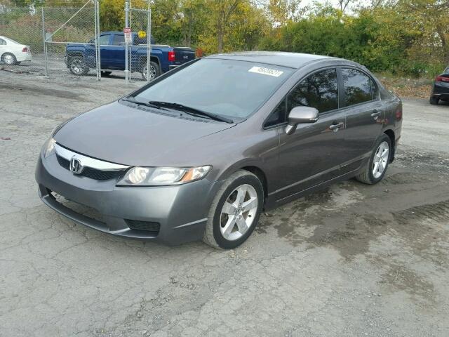 19XFA1F61AE023997 - 2010 HONDA CIVIC GRAY photo 2