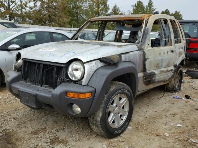 1J4GL48K22W132559 - 2002 JEEP LIBERTY SP BURN photo 2