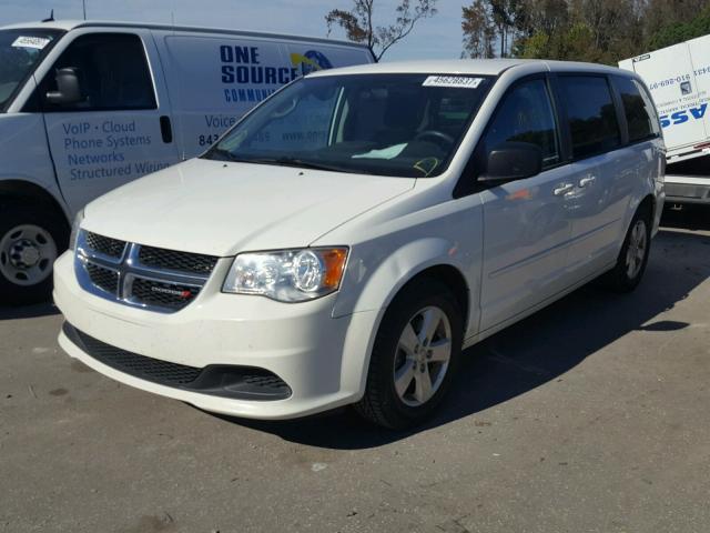 2C4RDGBG4DR648368 - 2013 DODGE GRAND CARA WHITE photo 2