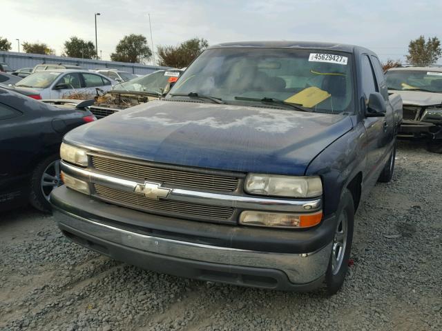 1GCEC19W11Z153431 - 2001 CHEVROLET SILVERADO BLUE photo 2