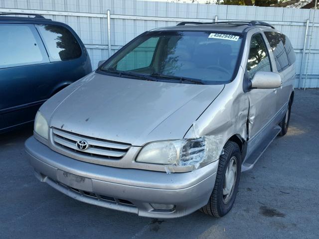 4T3ZF13C13U550860 - 2003 TOYOTA SIENNA LE GOLD photo 2