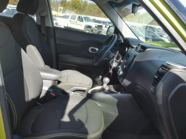 KNDJP3A50E7711448 - 2014 KIA SOUL + GREEN photo 5