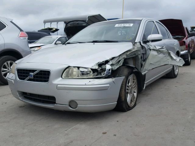 YV1RS592062556805 - 2006 VOLVO S60 2.5T SILVER photo 2