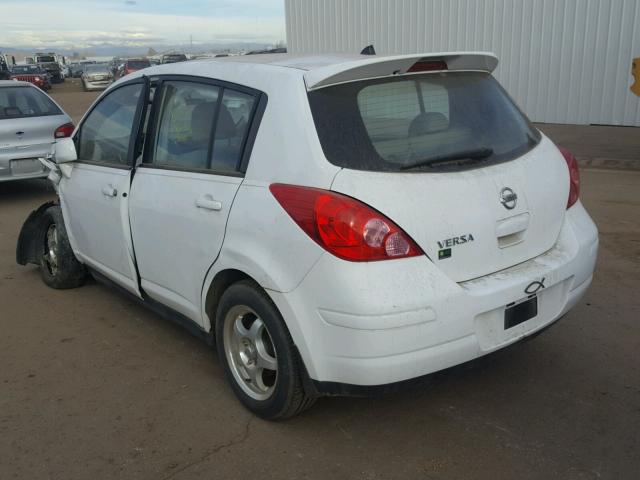 3N1BC13E99L481186 - 2009 NISSAN VERSA S WHITE photo 3