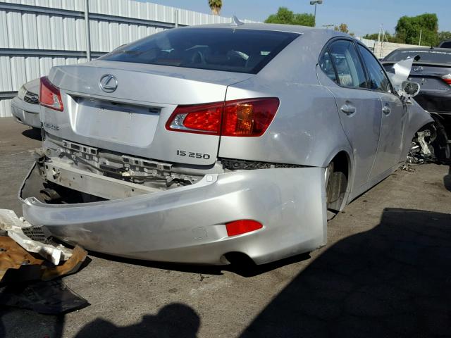 JTHBK262495102133 - 2009 LEXUS IS 250 SILVER photo 4