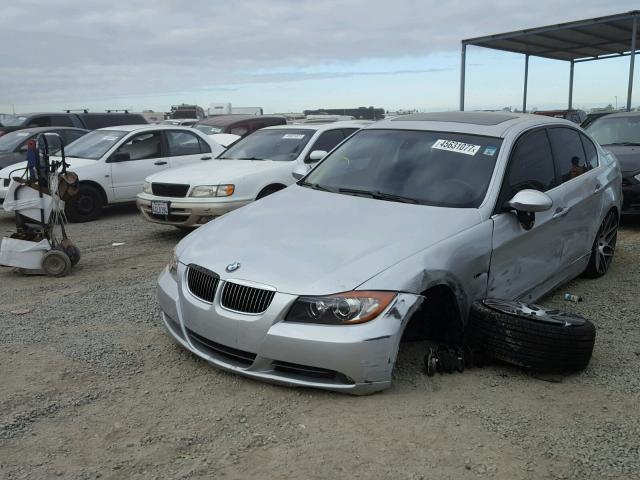 WBAVB33506KS33881 - 2006 BMW 330 I SILVER photo 2