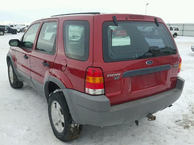 1FMYU04111KA48621 - 2001 FORD ESCAPE XLT RED photo 3