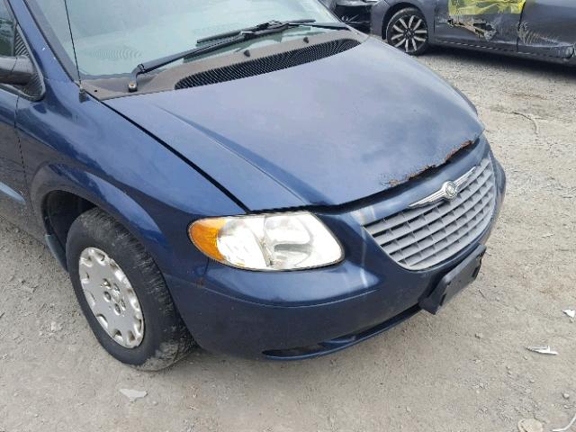 1C4GJ453X2B521563 - 2002 CHRYSLER VOYAGER LX BLUE photo 9