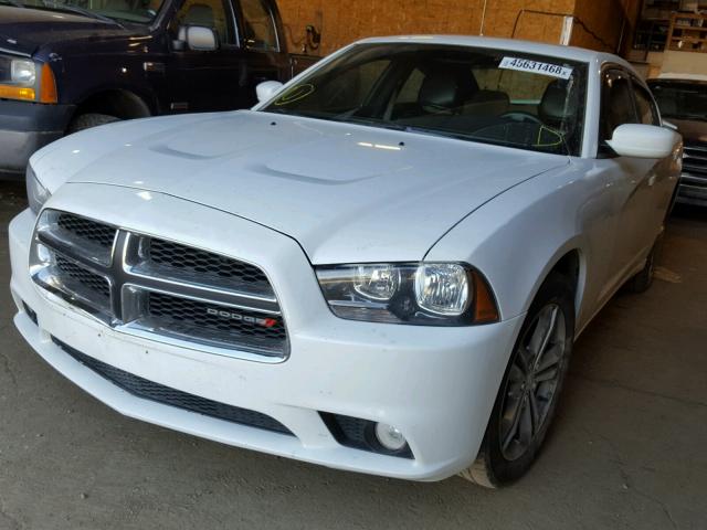 2C3CDXJGXEH243652 - 2014 DODGE CHARGER SX WHITE photo 2