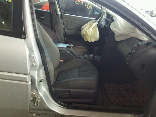 2G2WP522041137083 - 2004 PONTIAC GRAND PRIX SILVER photo 5