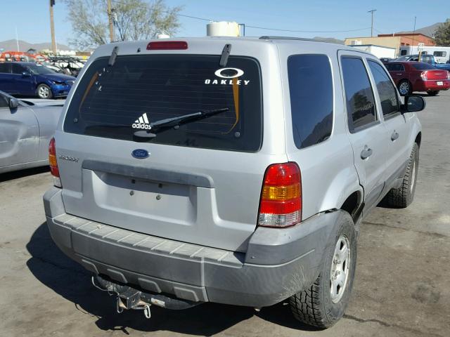 1FMYU02Z56KD49585 - 2006 FORD ESCAPE XLS SILVER photo 4