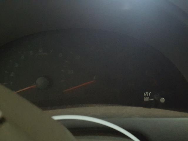 4T4BF3EKXBR141481 - 2011 TOYOTA CAMRY BASE WHITE photo 8