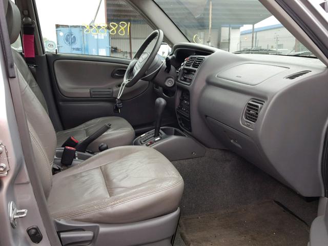 2CNBJ634416947635 - 2001 CHEVROLET TRACKER LT SILVER photo 5