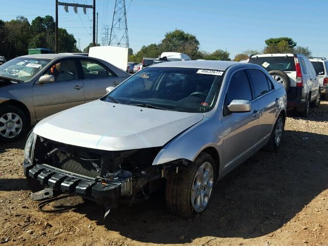 3FAHP0HA0AR271031 - 2010 FORD FUSION SE SILVER photo 2