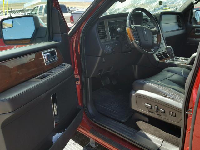 5LMJJ3J54DEL09548 - 2013 LINCOLN NAVIGATOR Czerwony zdjęcie 9