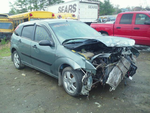 3FAFP37N85R149455 - 2005 FORD FOCUS ZX5 GREEN photo 1