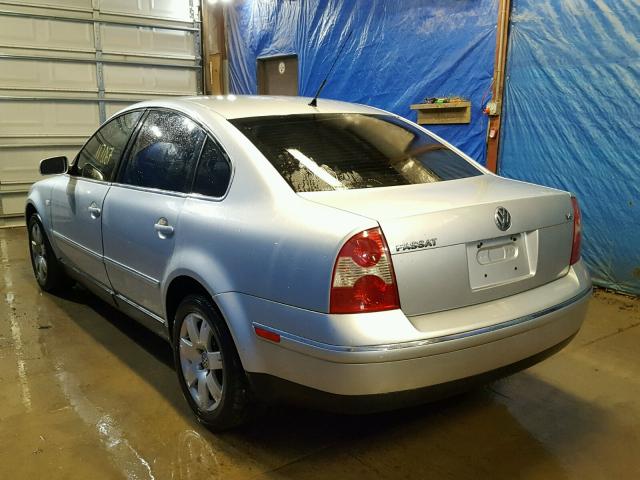 WVWRH63B22P433460 - 2002 VOLKSWAGEN PASSAT GLX SILVER photo 3