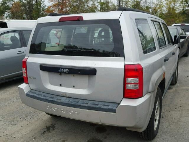 1J8FF28W18D766278 - 2008 JEEP PATRIOT SILVER photo 4