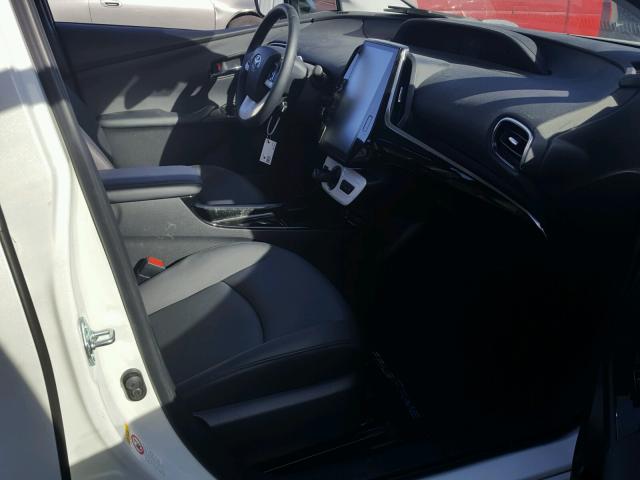 JTDKARFP4H3057147 - 2017 TOYOTA PRIUS PRIM 白色 照片 5