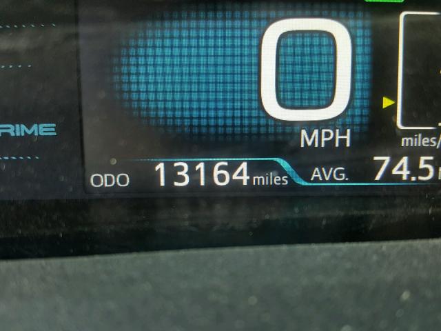 JTDKARFP4H3057147 - 2017 TOYOTA PRIUS PRIM 白色 照片 8