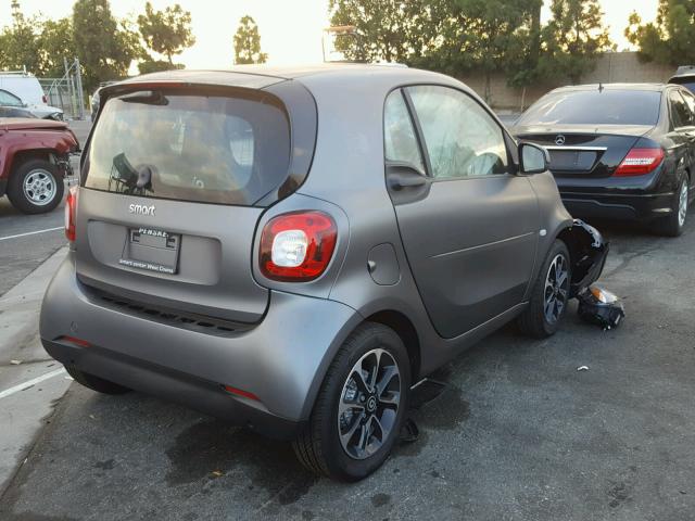 WMEFJ9BA2HK214393 - 2017 SMART FORTWO ELE GRAY photo 4