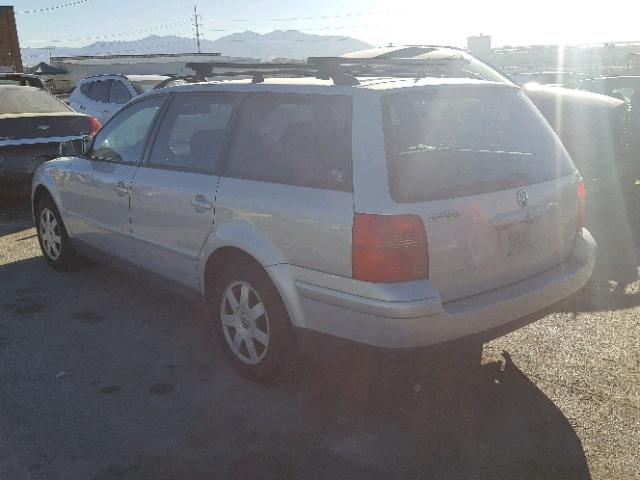 WVWNA63B4XE515308 - 1999 VOLKSWAGEN PASSAT GLS SILVER photo 3