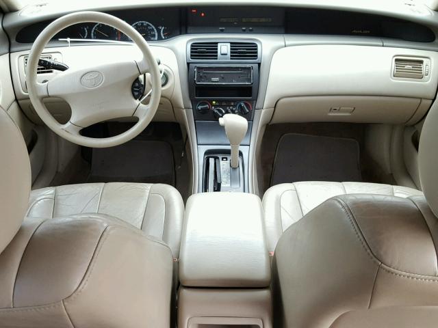 4T1BF28B7YU024496 - 2000 TOYOTA AVALON XL Алтын фото 9