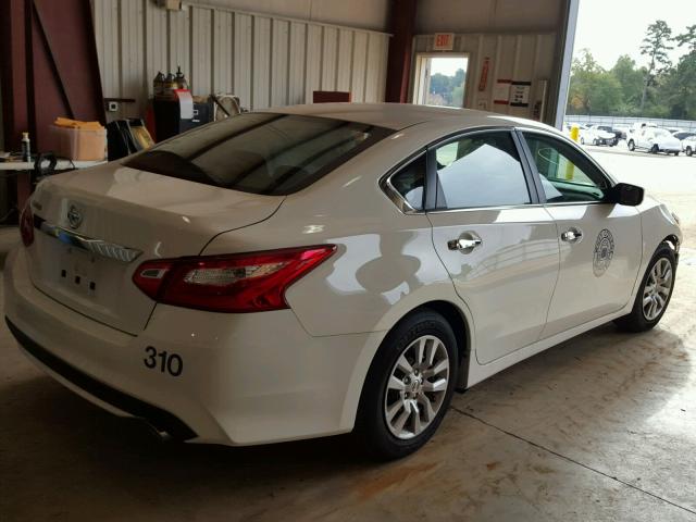 1N4AL3AP1HN334776 - 2017 NISSAN ALTIMA 2.5 WHITE photo 4