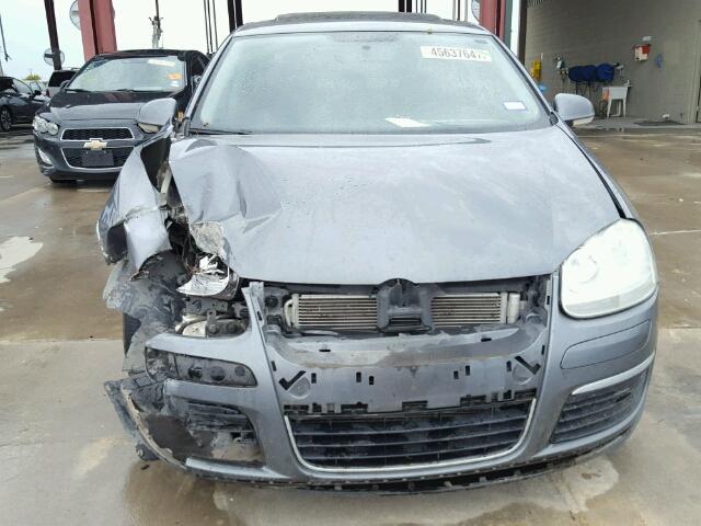 3VWRM71K38M084356 - 2008 VOLKSWAGEN JETTA SE GRAY photo 9