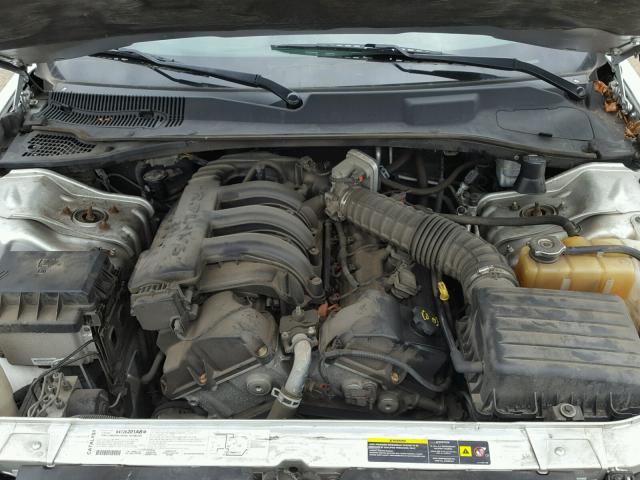 2C3JA43R05H632717 - 2005 CHRYSLER 300 SILVER photo 7