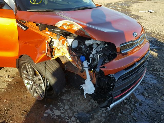 KNDJX3AA4J7517903 - 2018 KIA SOUL ! ORANGE photo 9