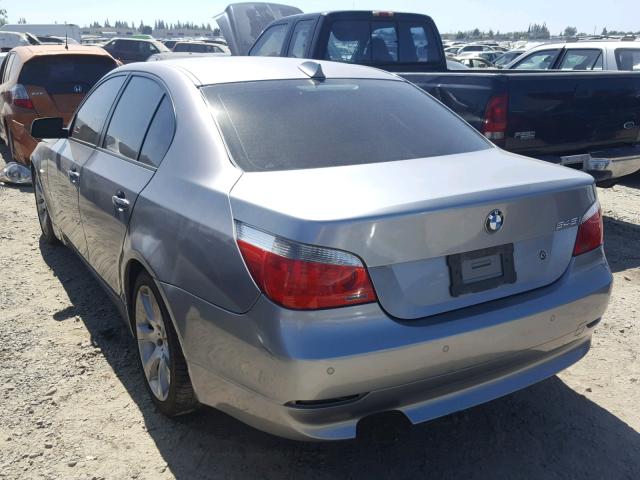 WBANB33575CN63235 - 2005 BMW 545 I GRAY photo 3