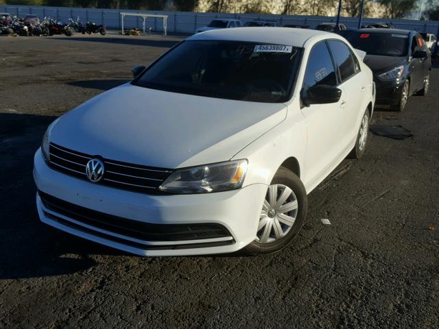 3VW2K7AJ5FM262828 - 2015 VOLKSWAGEN JETTA BASE WHITE photo 2