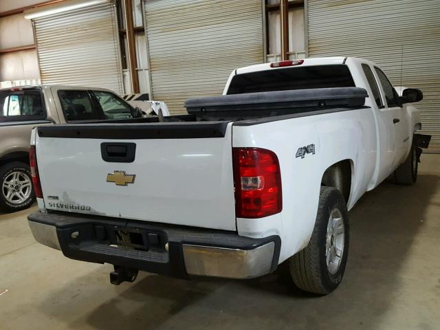 1GCEK19078E174025 - 2008 CHEVROLET SILVERADO WHITE photo 4