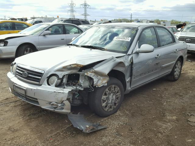 KNAGD126955410040 - 2005 KIA OPTIMA LX SILVER photo 2