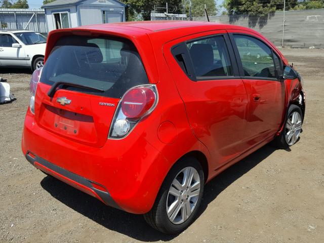 KL8CD6S94EC574454 - 2014 CHEVROLET SPARK 1LT RED photo 4