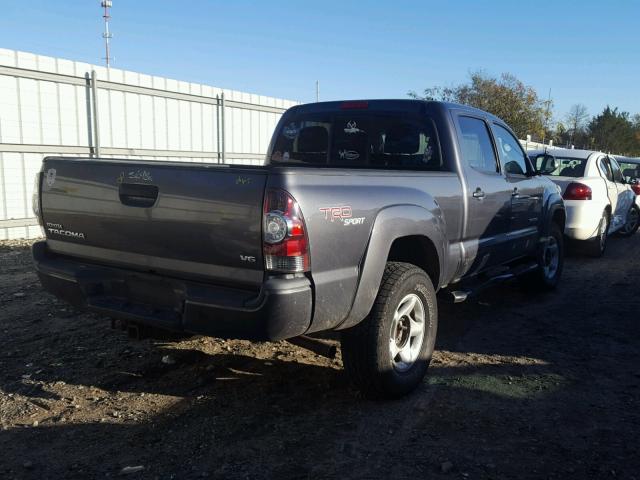 3TMMU4FN8DM054178 - 2013 TOYOTA TACOMA DOU SILVER photo 4