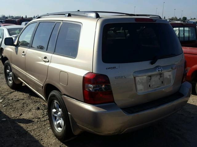 JTEGD21A940088442 - 2004 TOYOTA HIGHLANDER GOLD photo 3