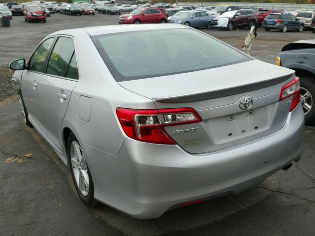 4T1BF1FKXDU221329 - 2013 TOYOTA CAMRY L SILVER photo 3